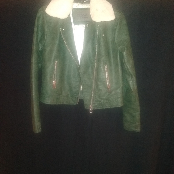 Jacket - Picture 3 of 4